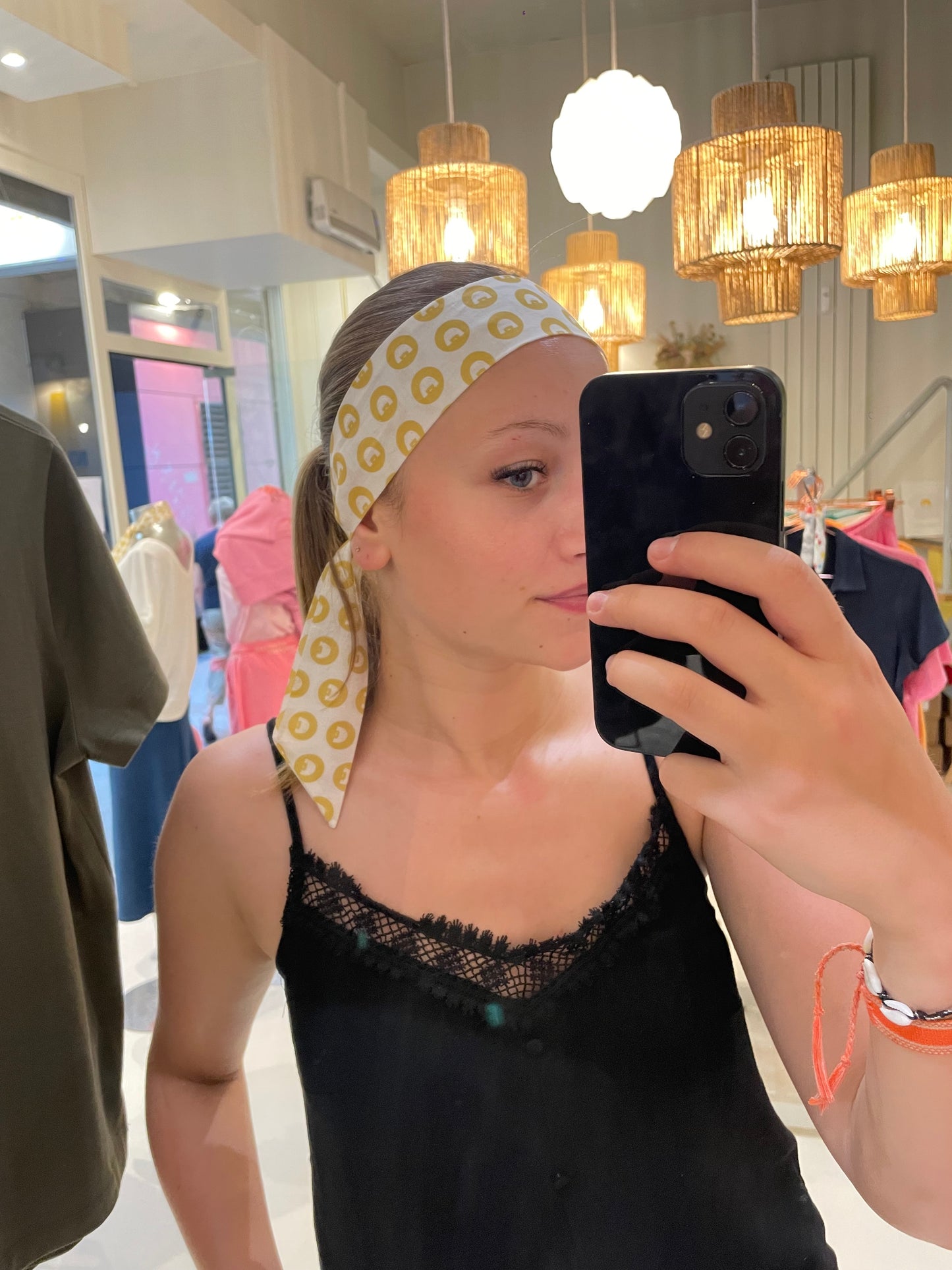 Le foulard tour de coup de Jeanne